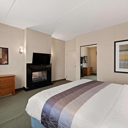 Best Western Plus Orangeville Inn & Suites Bagian luar foto